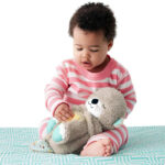 Fisher-Price Βίδρα Με Κίνηση Αναπνοής Και Μουσική FXC66