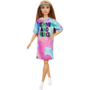 Mattel Barbie Fashionistas Doll 159, Petite, Με Καφέ Μαλλιά Που Φοράει Μπλουζάκι Femme And Fierce FBR37 / GRB51