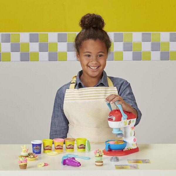 Hasbro Play-Doh Spinning Treats Mixer E0102