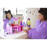 Barbie Extra Στούντιο Ομορφιάς Σετ Με Κούκλα (GYJ70)