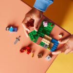 LEGO Minecraft The Creeper Ambush (21177)