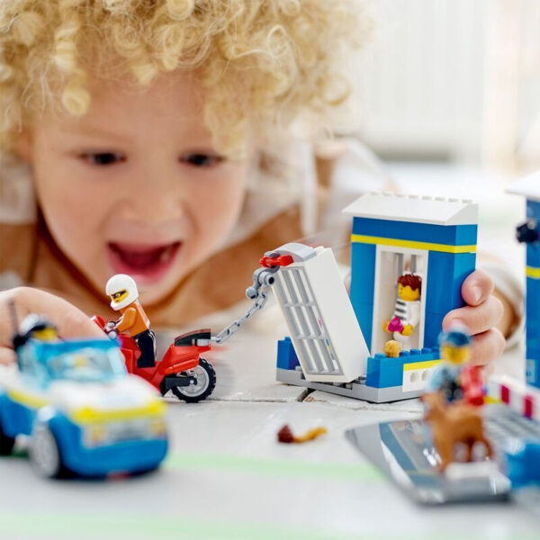 Lego City Police Station Chase για 4+ ετών