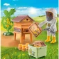 Μελισσοκόμος με κηρήθρες
